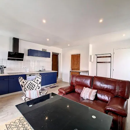 Joli Meuble Equipe Apartment Beziers